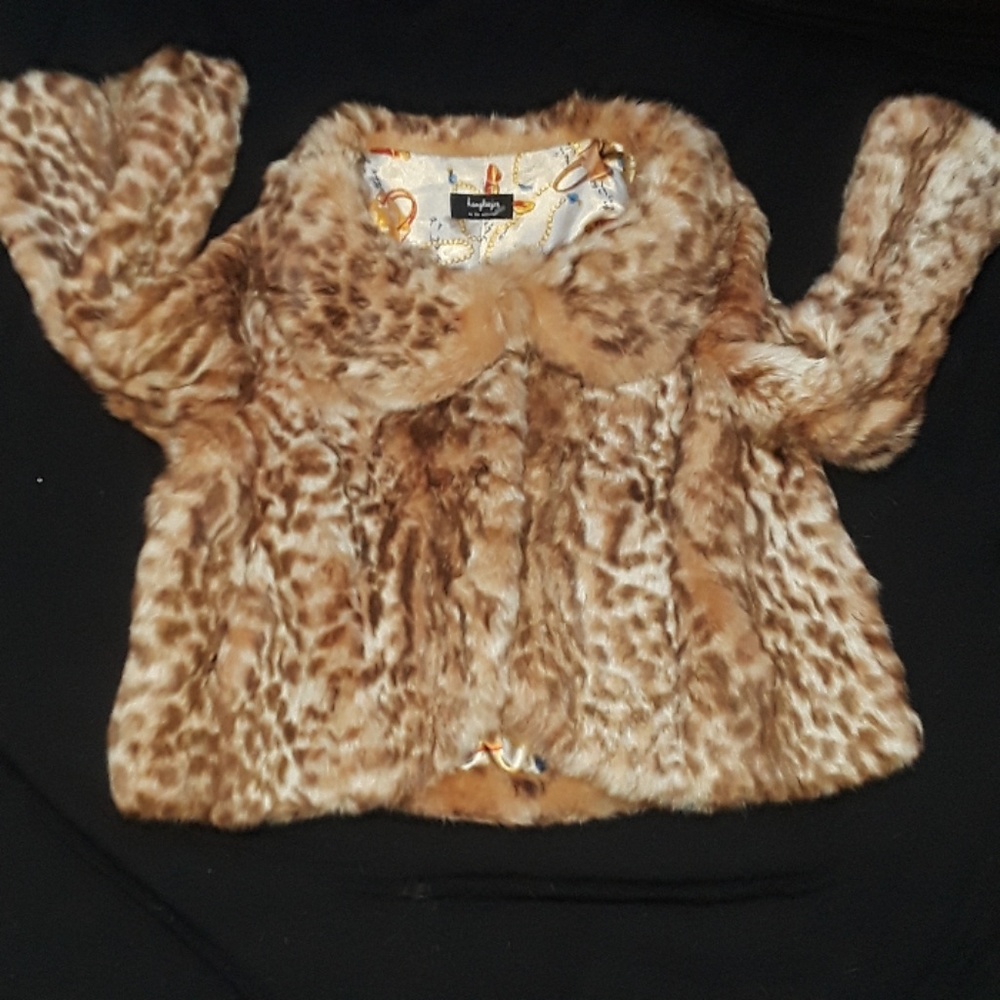 Authentic animal fur jacket (be the uptowngirl)